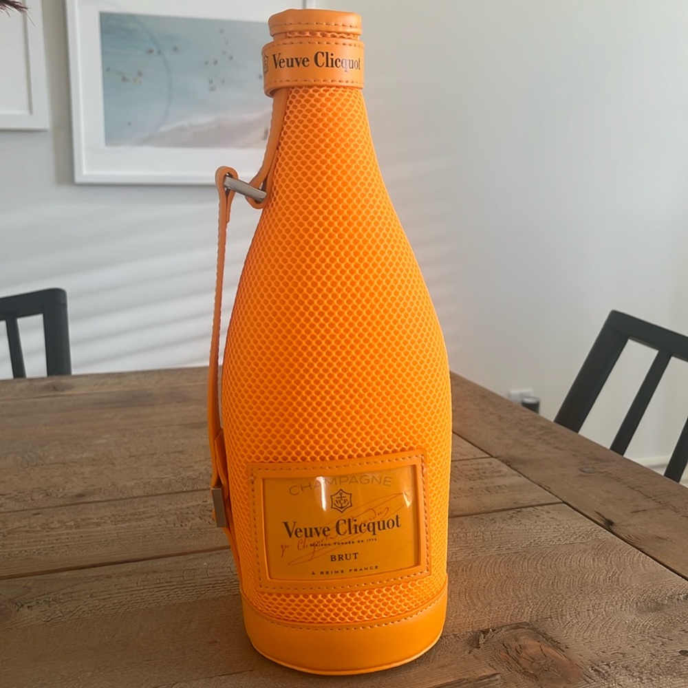 Veuve Clicquot chill neoprene sleeve